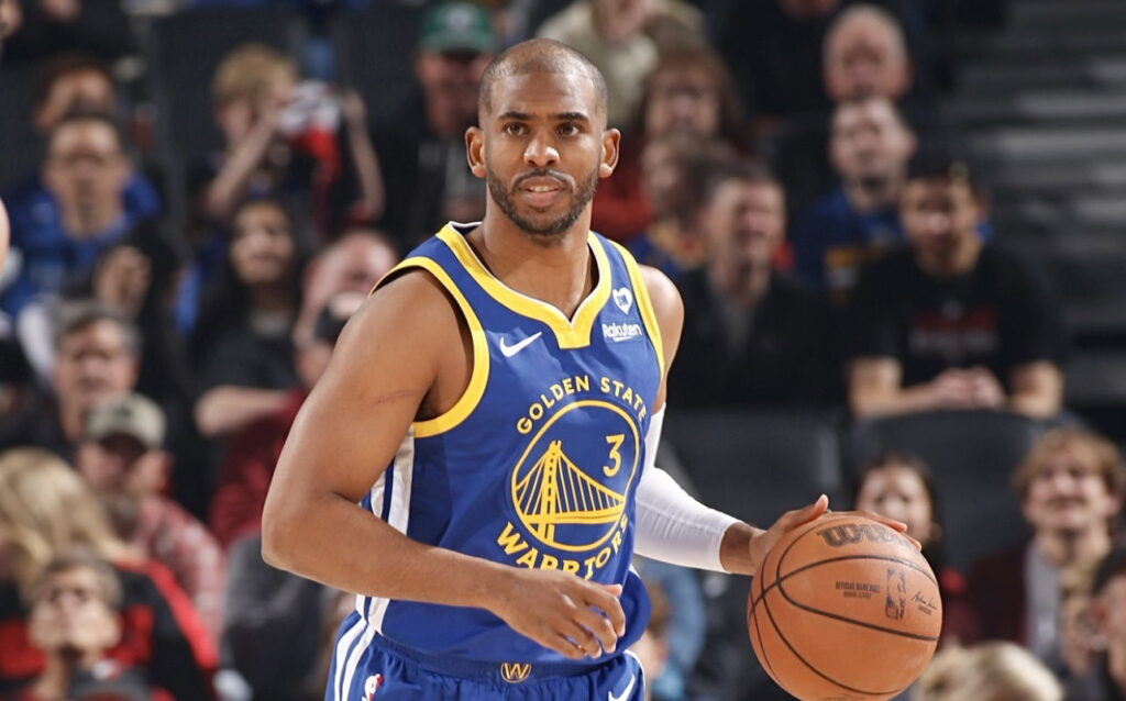 Chris Paul Signs With Los Angeles Clippers Chris Paul Signs With Los Angeles Clippers