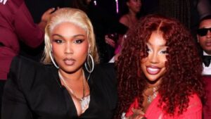 SZA Brings Out Lizzo As Special Guest On Grand National Tour – HipHopDX