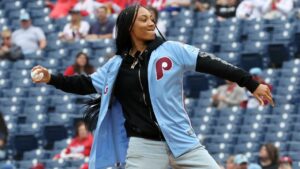 Little League Icon Mo’ne Davis Eyes Women’s Pro Baseball League Spot