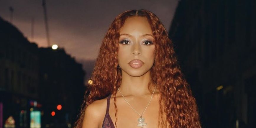 Ravyn Lenae’s ‘Love Me Not’ Reaches Top 10 on Billboard Hot 100 Ravyn Lenae’s ‘Love Me Not’ Reaches Top 10 on Billboard Hot 100