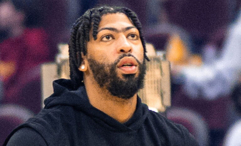 Anthony Davis Lists Bel Air Mansion For M