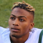 Former NFL Player Charged With Financially Exploiting Women
