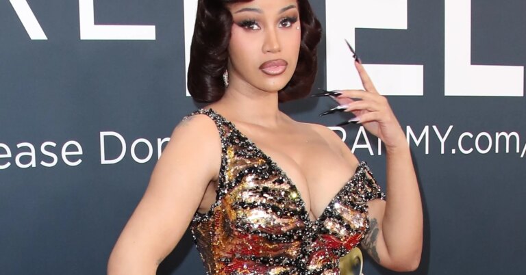 Cardi B’s “Imaginary Playerz” Makes Disappointing Spotify Debut