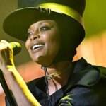 Erykah Badu Says The Alchemist Postponed Their Album