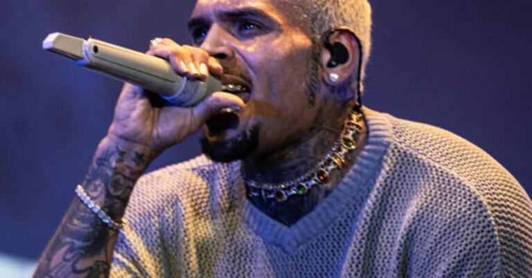 Chris Brown Informs Team Breezy Changes For “Breezy Bowl XX”