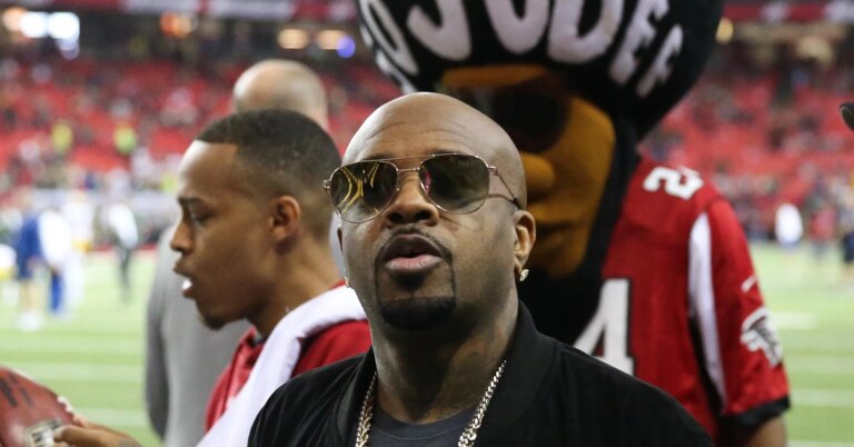 Jermaine Dupri Claims A Chris Brown Collab Could Be “Dangerous”