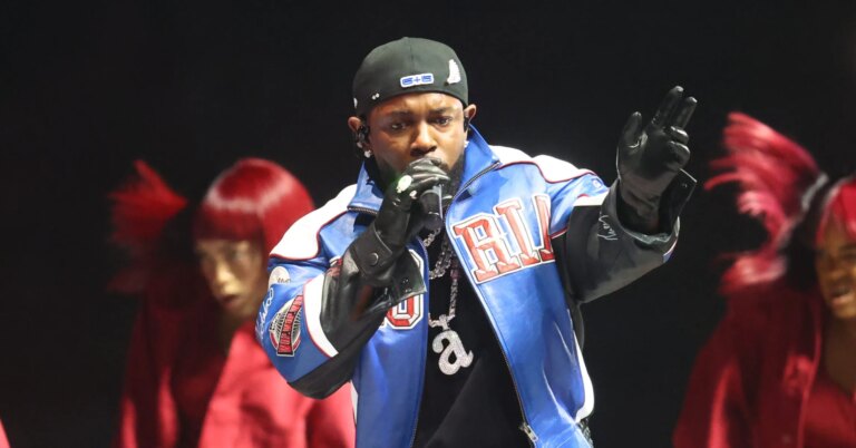 Kendrick Lamar Dominates The VMAs With 10 Nominations