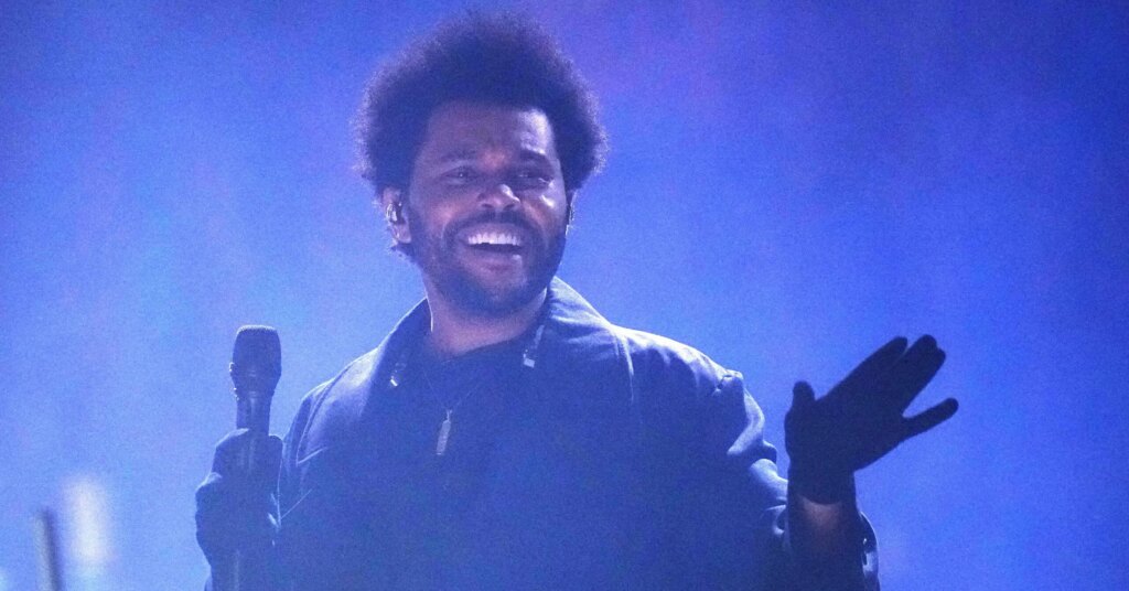 The Weeknd’s “Blinding Lights” Lands Atop Billboard’s Top R&B/Hip-Hop Songs Of The Century List The Weeknd’s “Blinding Lights” Lands Atop Billboard’s Top R&B/Hip-Hop Songs Of The Century List