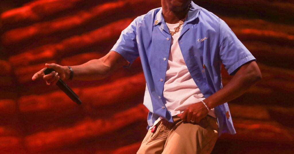 Tyler The Creator Trolls New Jersey Crowd By Saying He Knows Nothing About Their State Tyler The Creator Trolls New Jersey Crowd By Saying He Knows Nothing About Their State