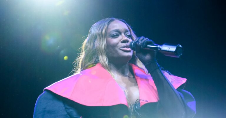 Azealia Banks Revels In Anthony Fantano Slur Controversy