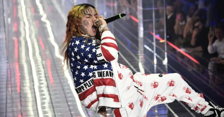 6ix9ine Goes Off On Young Thug Again Amid Snitching Scandal