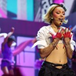 Doja Cat Performs “Jealous Type” At VMAs Ahead Of “Vie” Release