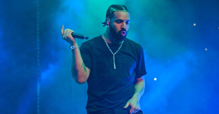 Drake, Yeat, & Julia Wolf’s “Dog House” Has Strong Spotify Opening Day
