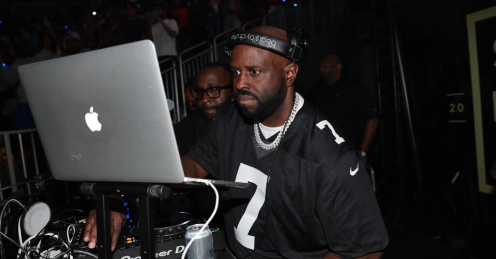 Funk Flex Proclaims He “Built” Hot 97 Funk Flex Proclaims He “Built” Hot 97