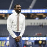 Randy Moss Completes Cancer Treatment, Returns To ESPN
