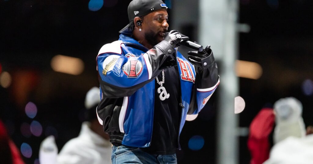 Kendrick Lamar Puts On Fiery Show In Mexico City For “GNX” Tour