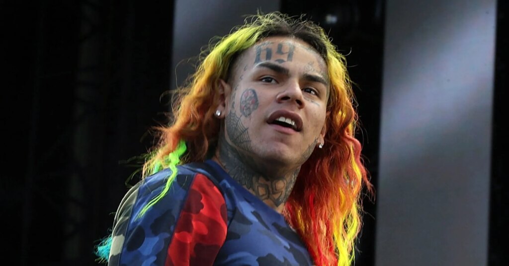 6ix9ine Gets Roasted For Claiming He Was Bigger Than Chief Keef 6ix9ine Gets Roasted For Claiming He Was Bigger Than Chief Keef