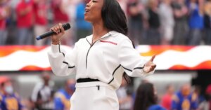 Brandy Explains Abrupt Ending To Chicago Concert With Monica