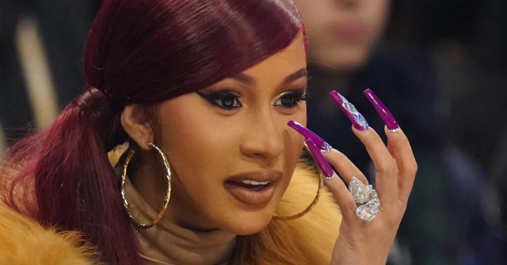 Cardi B Blasts BIA For Using Her Pregnancy As An Excuse To Avoid Beef Cardi B Blasts BIA For Using Her Pregnancy As An Excuse To Avoid Beef