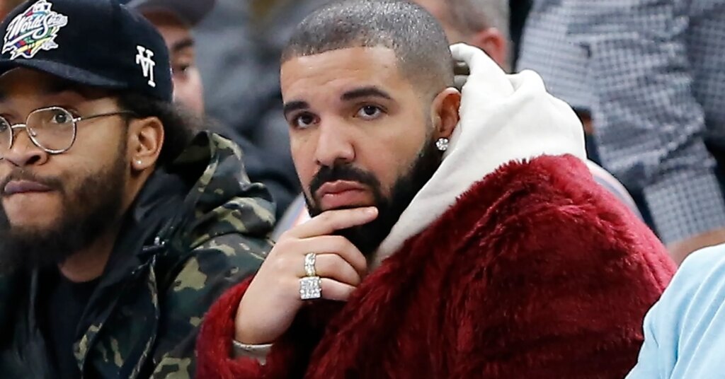 DJ Akademiks Told Drake To Leave Kendrick Lamar Alone DJ Akademiks Told Drake To Leave Kendrick Lamar Alone