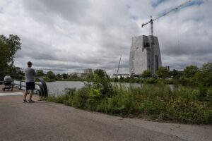 Obama Presidential Center Draws Criticism, Inspires Hope As Construction Continues