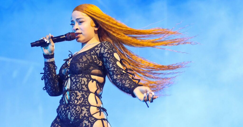 Ice Spice Claims Someone Is View-Botting Her “Baddie Baddie” Music Video Ice Spice Claims Someone Is View-Botting Her “Baddie Baddie” Music Video