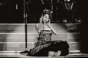 Raye to Embark on ‘This Tour May Contain New Music’ in 2026