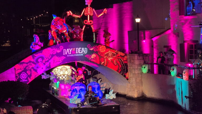 San Antonio Confirms Status As U.S. Dia De Los Muertos Epicenter After Record Festival San Antonio Confirms Status As U.S. Dia De Los Muertos Epicenter After Record Festival