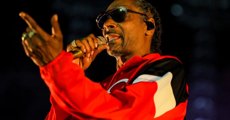 Snoop Dogg, Mia X & More Draw Wild Takes Snoop Dogg, Mia X & More Draw Wild Takes