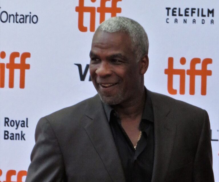 Charles Oakley Ordered To Pay 2K To Madison Square Garden
