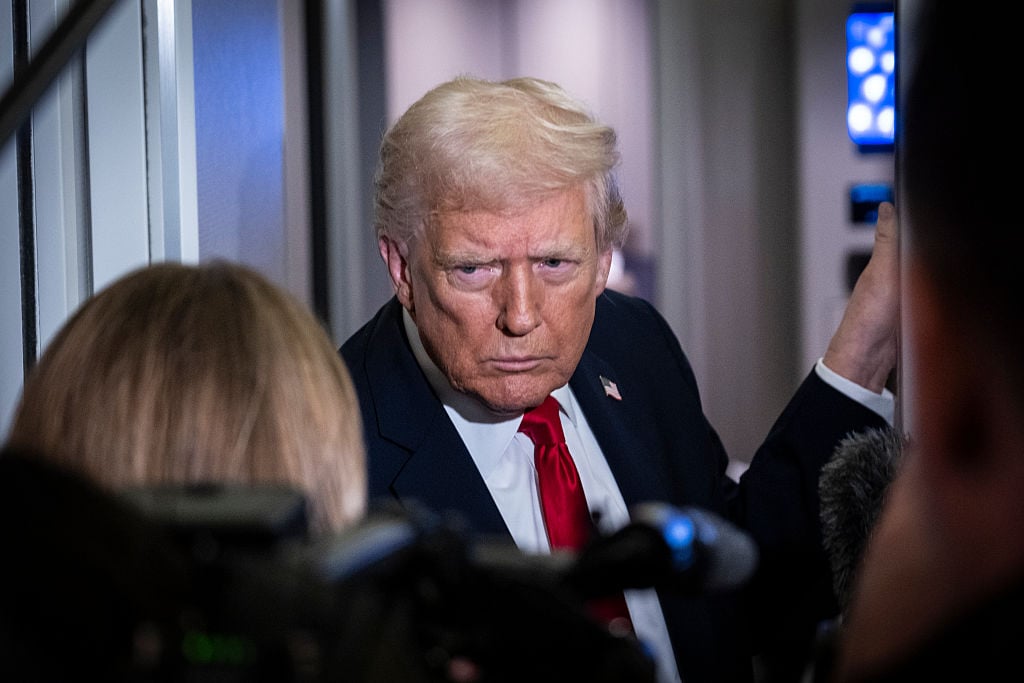 Trump Snaps At One other Ladies Reporter, Calls Her ‘Silly’ Three Instances Over Nationwide Guard Taking pictures Query