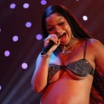 HoodTrophy Bino Trolls Chrisean Rock For Sucking His Toes