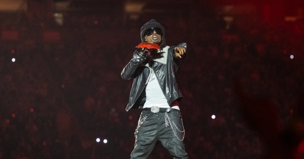 Playboi Carti Hints That Him & Kanye West Are All Good Playboi Carti Hints That Him & Kanye West Are All Good