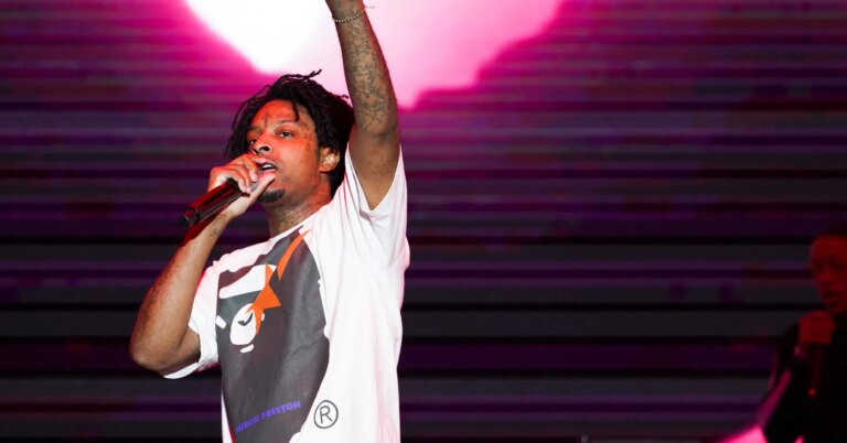 21 Savage Reveals Launch Date For “WHAT HAPPENED TO THE STREETS?”