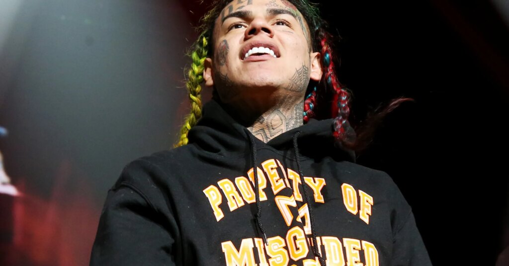 6ix9ine Accuses Lil Durk Of Being A Fake Muslim In New Diss Track