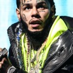 6ix9ine Blasts 21 Savage Over Plea To Young Thug & Gunna