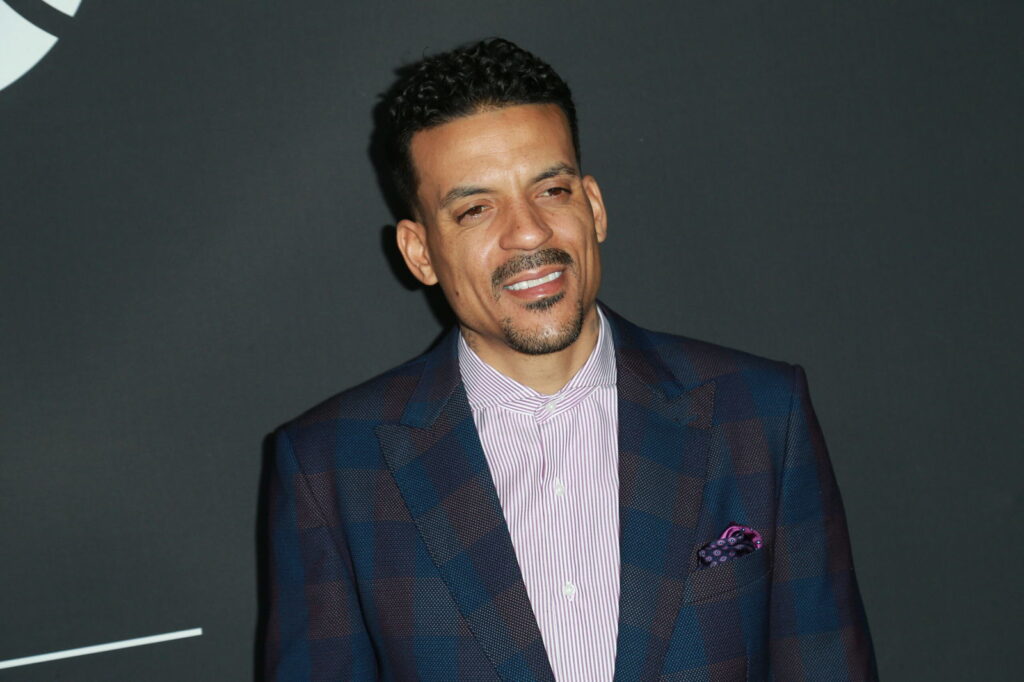 Matt Barnes Targets Blogs For Rumors Of Him And AI Mannequin