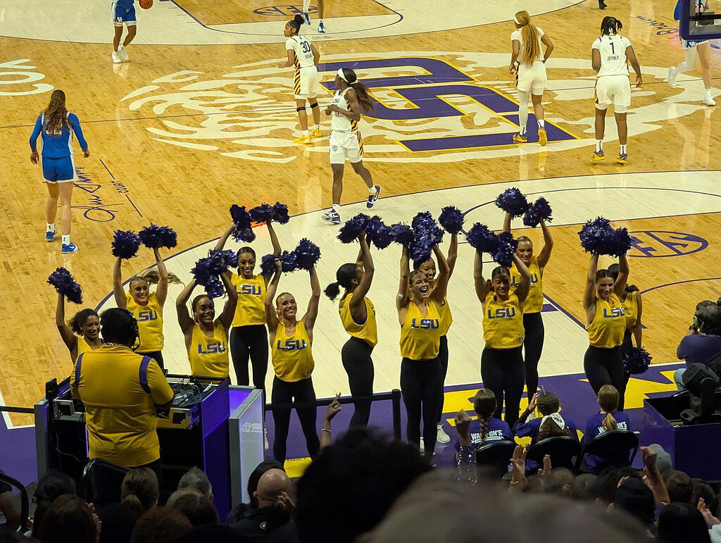 LSU Dance Team Wins For Kendrick Lamar-Inspired Hip Hop Set