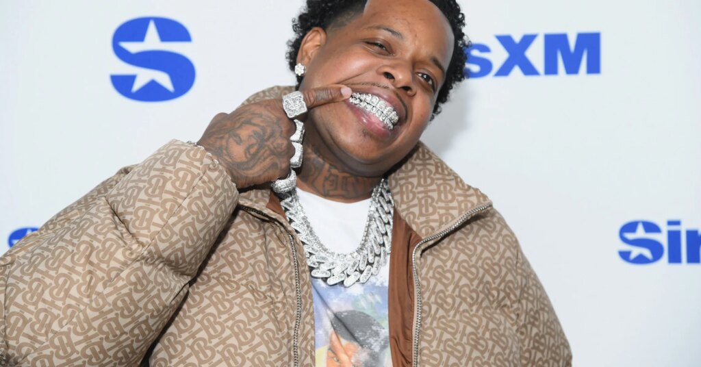 Finesse2Tymes Pushes Back After Fans Question If He’s Bouncing From Hotel To Hotel