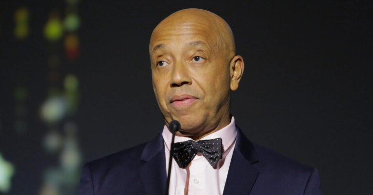 Russell Simmons Accuses HBO Of Owing Him 0M, An Apology