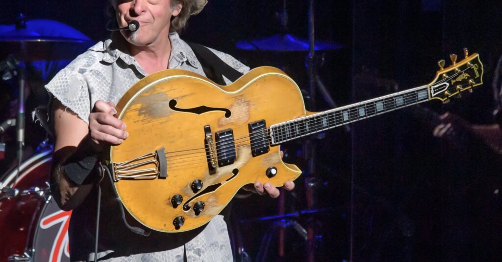 Ted Nugent Blasts “Total Idiot” Eminem For Hating Donald Trump