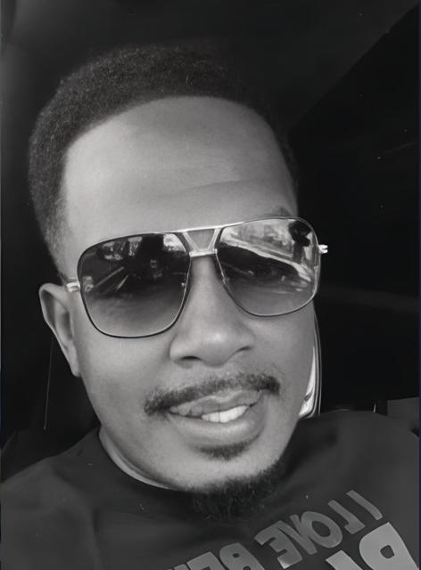 Bill Bellamy Tells Black Women to Stop Vacationing with White Men — And the Internet Is Furious