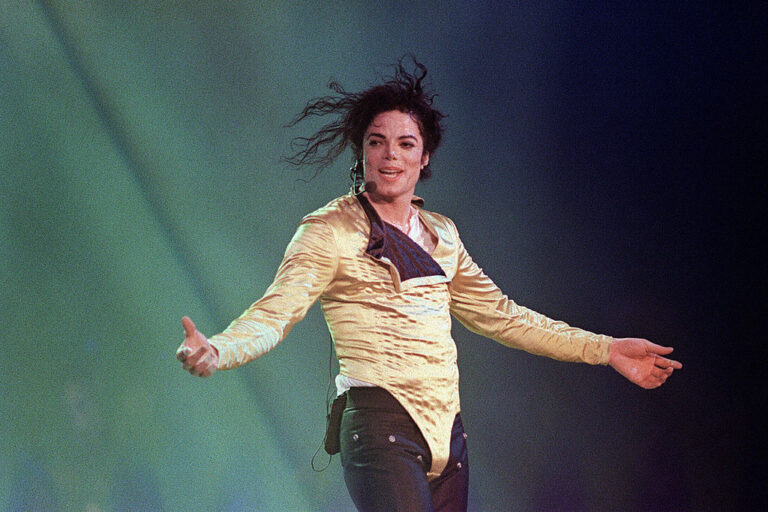 The Wild Time Michael Jackson Saved A Crazed Fan’s Life In South Korea
