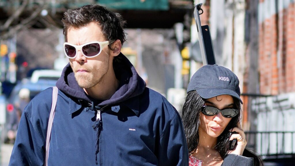Since When?! Internet Users Are Reacting To Zoë Kravitz & Harry Styles Reportedly Getting Engaged