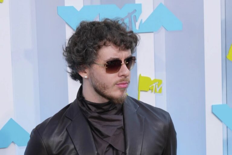 Jack Harlow Drops “Say Hello” Video But His Hat Is Bigger Than The Song Jack Harlow Drops “Say Hello” Video But His Hat Is Bigger Than The Song