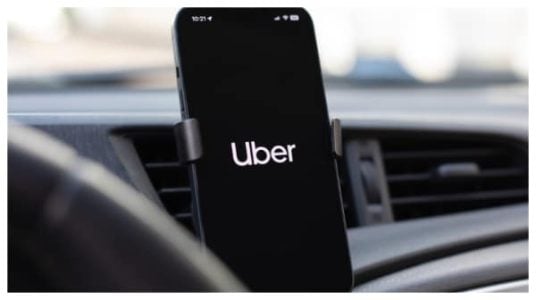 Uber Driver Plays Explicit Podcast for Teen Passengers in Atlanta | VIDEO