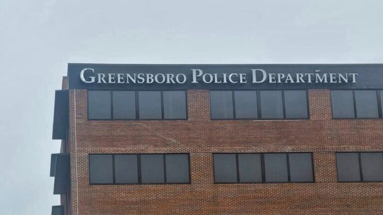 ‘Who Runs This Page?!: North Carolina Police Department Mocks Residents in Viral Social Media Post. Now the Internet Is Clapping Back ‘Who Runs This Page?!: North Carolina Police Department Mocks Residents in Viral Social Media Post. Now the Internet Is Clapping Back