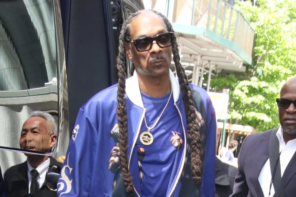 Snoop Dogg Shuts Down Criticism Over Child On Stage At Red Rocks