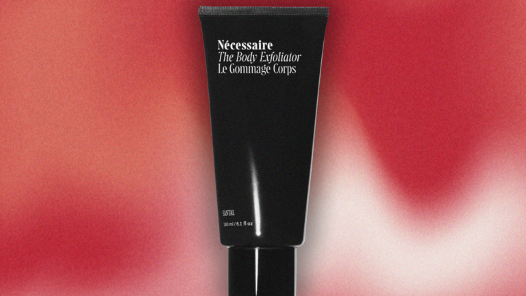 Why I Use This Necessaire Body Scrub Until It’s Empty