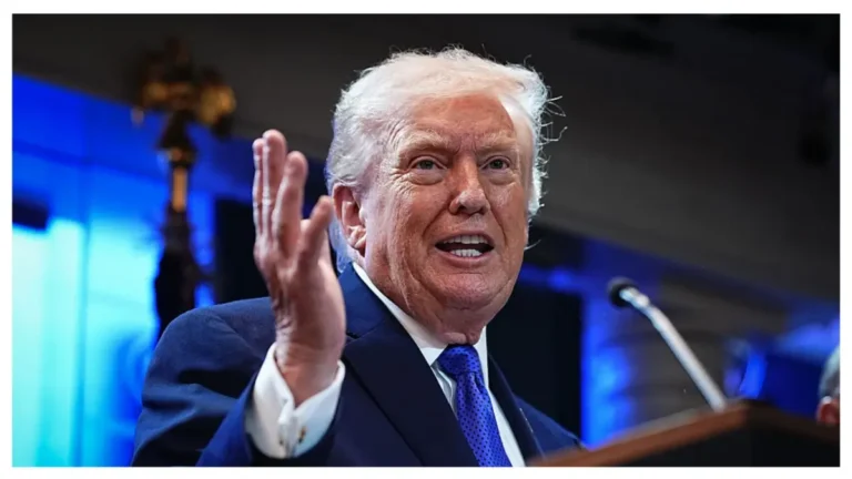 ‘Off the Rails!’: Trump Tries to Brush Off the Damage — But Inside the White House the Anger Builds and Someone Finally Pulls a Move Behind His Back T ‘Off the Rails!’: Trump Tries to Brush Off the Damage — But Inside the White House the Anger Builds and Someone Finally Pulls a Move Behind His Back T